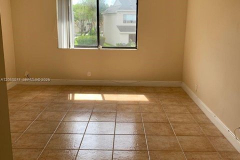 Copropriété à vendre à Weston, Floride: 2 chambres, 113.34 m2 № 2264630 - photo 6