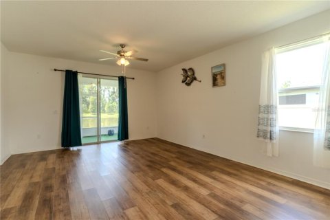 House in Lakeland, Florida 4 bedrooms, 170.57 sq.m. № 1785057 - photo 4