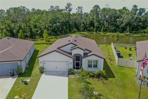House in Lakeland, Florida 4 bedrooms, 170.57 sq.m. № 1785057 - photo 26