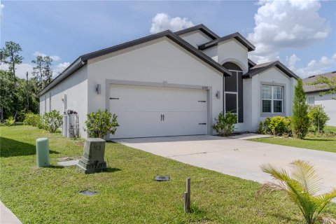 House in Lakeland, Florida 4 bedrooms, 170.57 sq.m. № 1785057 - photo 21