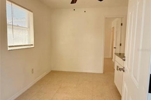 House in Sarasota, Florida 1 bedroom, 40.32 sq.m. № 2378109 - photo 5