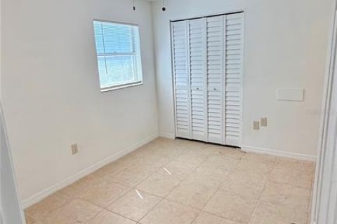 House in Sarasota, Florida 1 bedroom, 40.32 sq.m. № 2378109 - photo 9