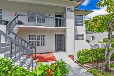 Condo in Delray Beach, Florida, 2 bedrooms  № 2387059 - photo 3