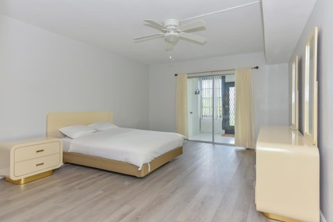 Condo in Delray Beach, Florida, 2 bedrooms  № 2387059 - photo 19