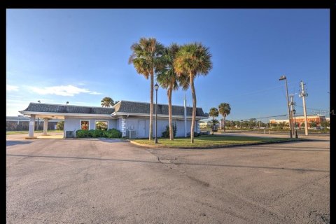 Immobilier commercial à vendre à Titusville, Floride: 289.86 m2 № 2403281 - photo 10