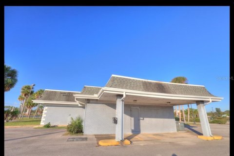 Immobilier commercial à vendre à Titusville, Floride: 289.86 m2 № 2403281 - photo 6