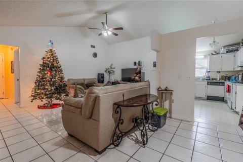 House in Lakeland, Florida 4 bedrooms, 164.34 sq.m. № 1540656 - photo 9