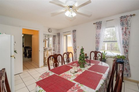 House in Lakeland, Florida 4 bedrooms, 164.34 sq.m. № 1540656 - photo 16