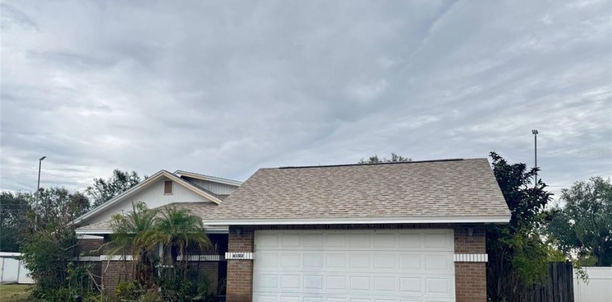 House in Lakeland, Florida 4 bedrooms, 164.34 sq.m. № 1540656