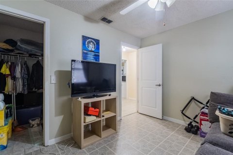 House in Lakeland, Florida 4 bedrooms, 164.34 sq.m. № 1540656 - photo 21