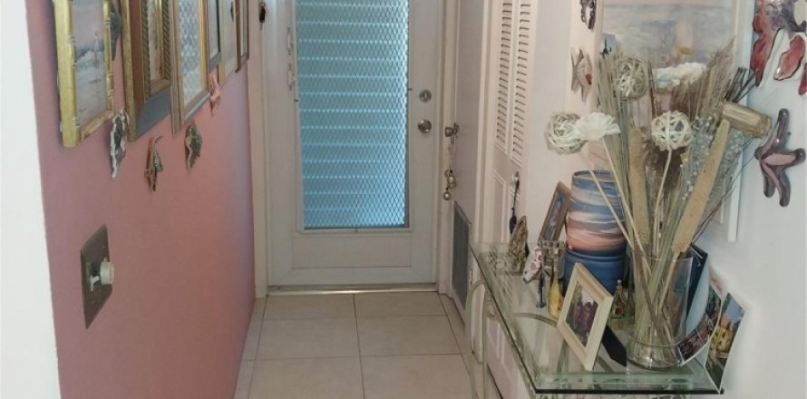 Condo in Delray Beach, Florida, 2 bedrooms № 1155869