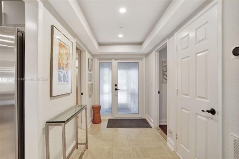 Copropriété à vendre à Pompano Beach, Floride: 3 chambres, 230.4 m2 № 1962994 - photo 12