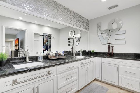 Copropriété à vendre à Pompano Beach, Floride: 3 chambres, 230.4 m2 № 1962994 - photo 16