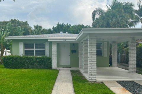 Casa en West Palm Beach, Florida 2 dormitorios, 96.25 m2 № 2078563