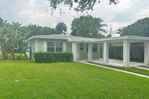Villa ou maison à louer à West Palm Beach, Floride: 2 chambres, 96.25 m2 № 2078563 - photo 3