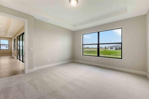 House in Parrish, Florida 3 bedrooms, 231.33 sq.m. № 1534575 - photo 10