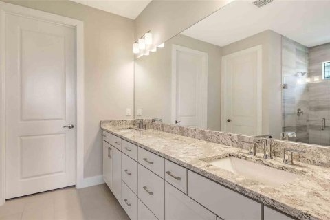 House in Parrish, Florida 3 bedrooms, 231.33 sq.m. № 1534575 - photo 15