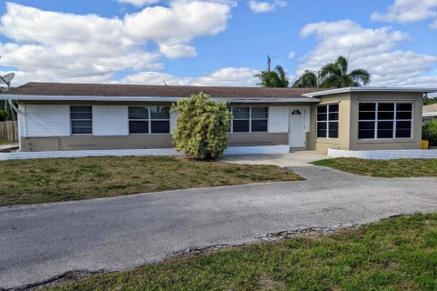 Villa ou maison à Boca Raton, Floride 5 chambres, 175.59 m2 № 2078682