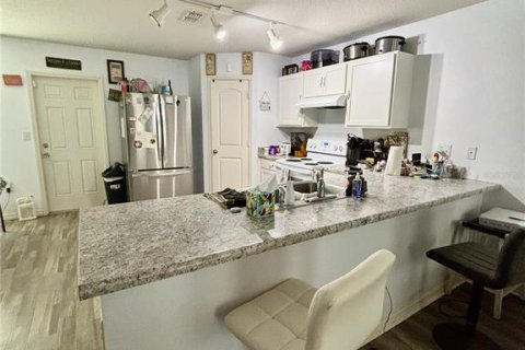 House in Kissimmee, Florida 4 bedrooms, 173.17 sq.m. № 2232373 - photo 8