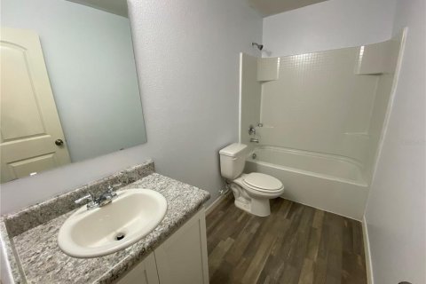 House in Kissimmee, Florida 4 bedrooms, 173.17 sq.m. № 2232373 - photo 16