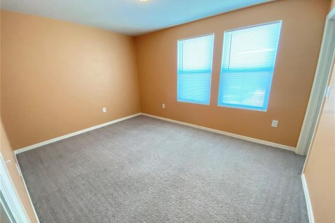 House in Kissimmee, Florida 4 bedrooms, 173.17 sq.m. № 2232373 - photo 17