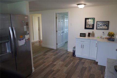 Villa ou maison à vendre à Apollo Beach, Floride: 3 chambres, 145.21 m2 № 2287384 - photo 9