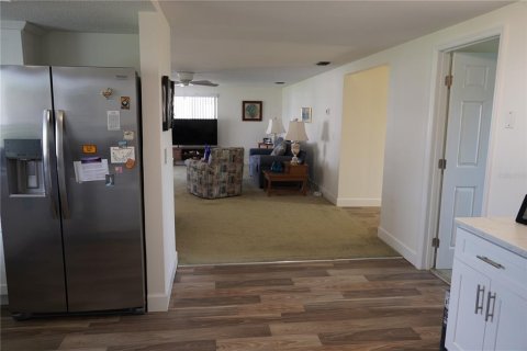Villa ou maison à vendre à Apollo Beach, Floride: 3 chambres, 145.21 m2 № 2287384 - photo 11