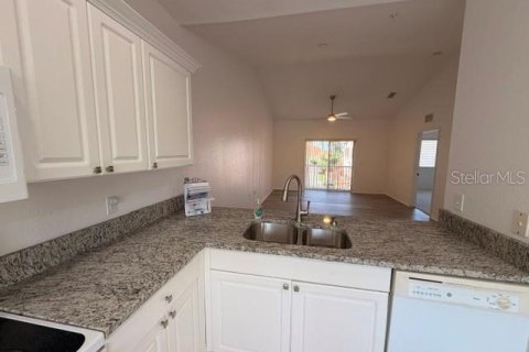 Copropriété à vendre à Sarasota, Floride: 2 chambres, 108.42 m2 № 2208525 - photo 4
