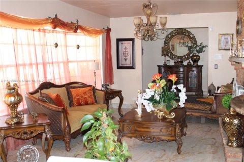 Купить виллу или дом в Пальметто-Бей, Флорида 3 спальни, 172.8м2, № 1958577 - фото 6