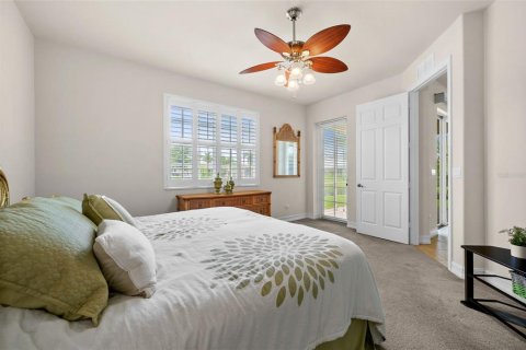 Condo in Cape Coral, Florida, 3 bedrooms  № 2345692 - photo 19