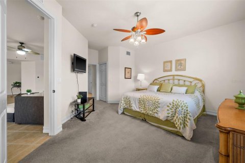 Condo in Cape Coral, Florida, 3 bedrooms  № 2345692 - photo 20