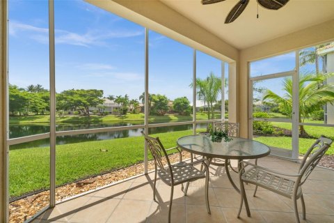 Condo in Cape Coral, Florida, 3 bedrooms  № 2345692 - photo 16