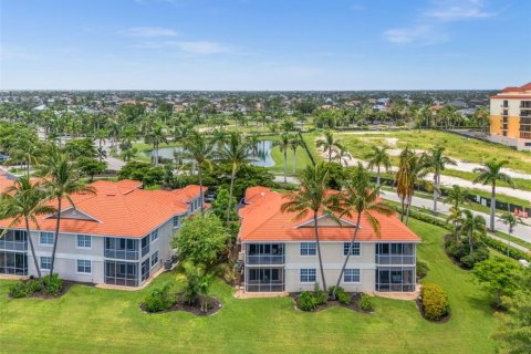Condo in Cape Coral, Florida, 3 bedrooms  № 2345692 - photo 26