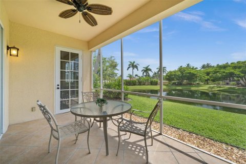 Condo in Cape Coral, Florida, 3 bedrooms  № 2345692 - photo 17