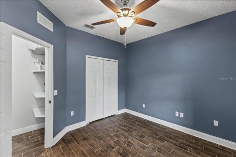 House in Edgewater, Florida 4 bedrooms, 208.57 sq.m. № 2223312 - photo 16