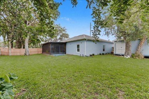 House in Edgewater, Florida 4 bedrooms, 208.57 sq.m. № 2223312 - photo 4