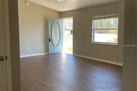 Casa en alquiler en Ocala, Florida, 3 dormitorios, 110.37 m2 № 1886390 - foto 5