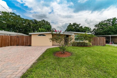 Villa ou maison à Auburndale, Floride 4 chambres, 109.62 m2 № 2399325