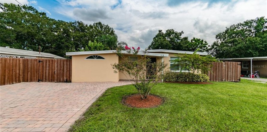 Villa ou maison à Auburndale, Floride 4 chambres, 109.62 m2 № 2399325