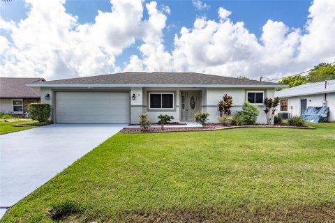 Casa en venta en Palm Coast, Florida, 3 dormitorios, 137.59 m2 № 1900885 - foto 4