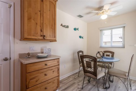 Casa en venta en Palm Coast, Florida, 3 dormitorios, 137.59 m2 № 1900885 - foto 19