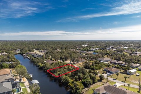 Terreno en venta en Port Charlotte, Florida № 885564 - foto 14