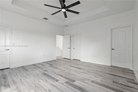 Casa en venta en Homestead, Florida, 3 dormitorios, 187.11 m2 № 1855230 - foto 24