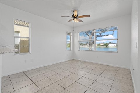 Casa en venta en Homestead, Florida, 3 dormitorios, 187.11 m2 № 1855230 - foto 9