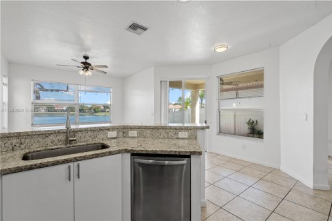 Casa en venta en Homestead, Florida, 3 dormitorios, 187.11 m2 № 1855230 - foto 16