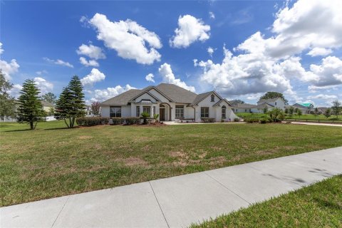 Casa en venta en Wildwood, Florida, 3 dormitorios, 316.52 m2 № 1790046 - foto 2