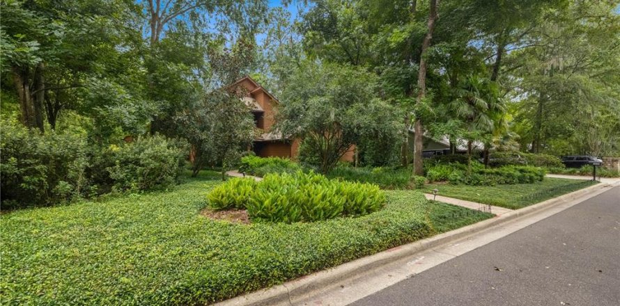 Villa ou maison à Gainesville, Floride 4 chambres, 345.32 m2 № 1821157