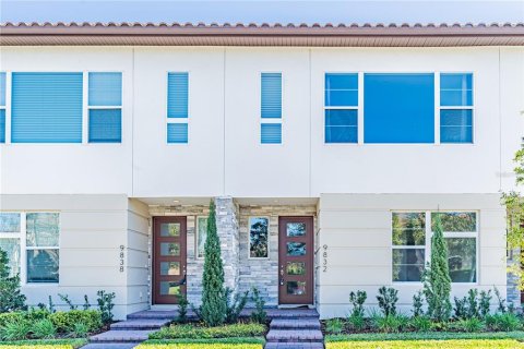 Townhouse in Orlando, Florida 3 bedrooms, 158.68 sq.m. № 1195810 - photo 1