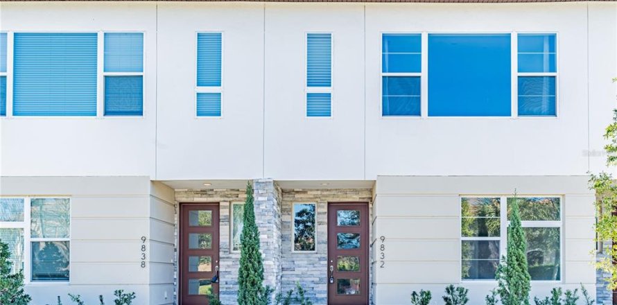 Townhouse in Orlando, Florida 3 bedrooms, 158.68 sq.m. № 1195810