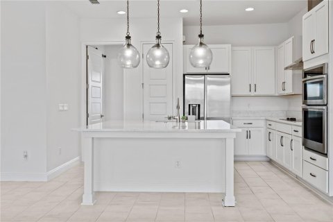 Townhouse in Orlando, Florida 3 bedrooms, 158.68 sq.m. № 1195810 - photo 4